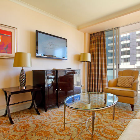 Residence 805 lounge and balcony